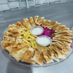 صحن شاورما بالفرن